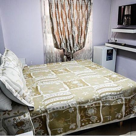 Vila Leo Lux Korce Esterno foto